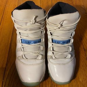Air Jordan 11
